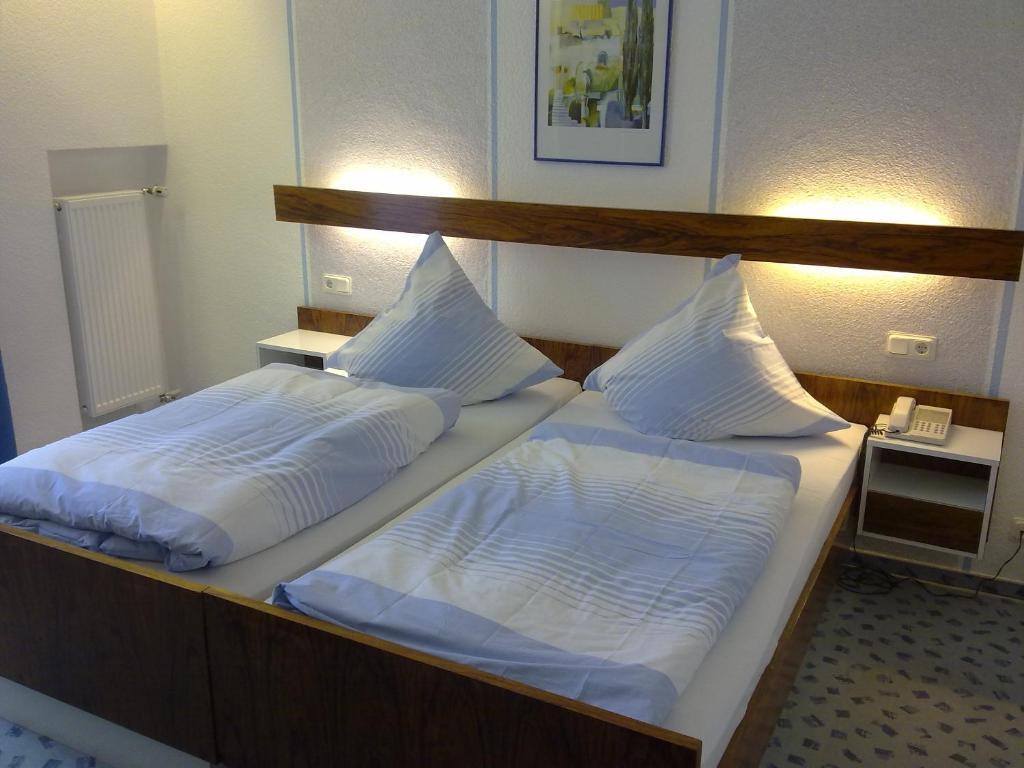 باد بيتريتش Hotel Diana Garni الغرفة الصورة